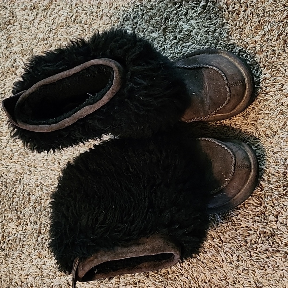Fuzzy Ugg boots